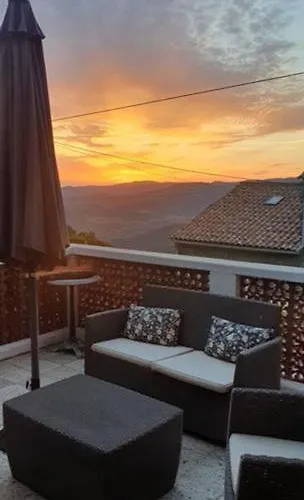Grande Maison De Village *