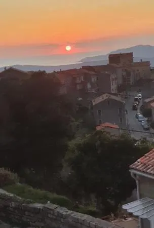 Hébergement de vacances Grande Maison De Village Sollacaro